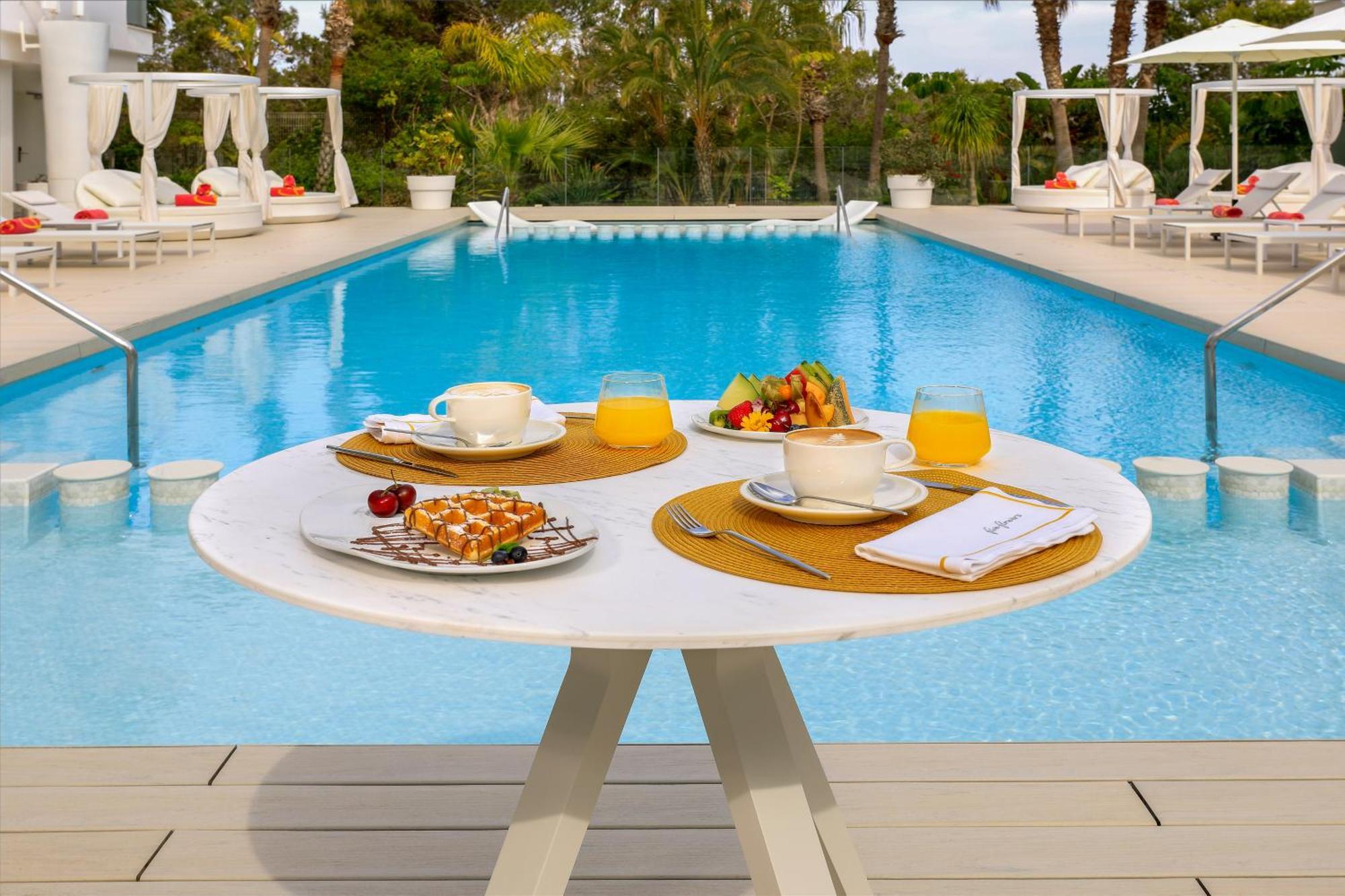 Five Flowers Hotel Formentera, Member Of Melia Collection Es Pujols Ngoại thất bức ảnh