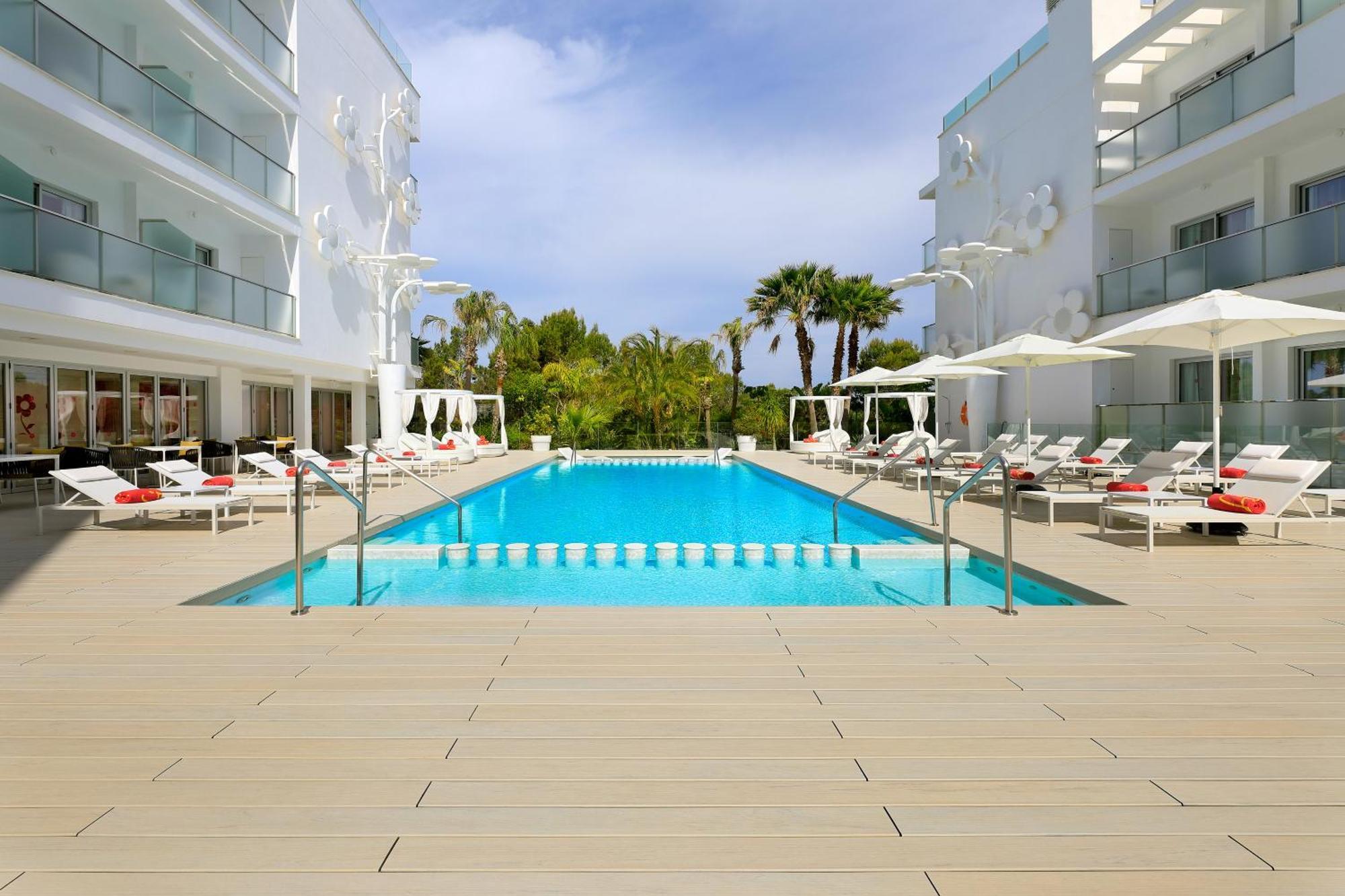 Five Flowers Hotel Formentera, Member Of Melia Collection Es Pujols Ngoại thất bức ảnh