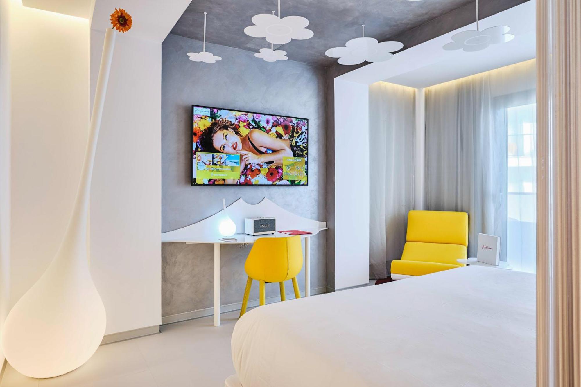 Five Flowers Hotel Formentera, Member Of Melia Collection Es Pujols Ngoại thất bức ảnh