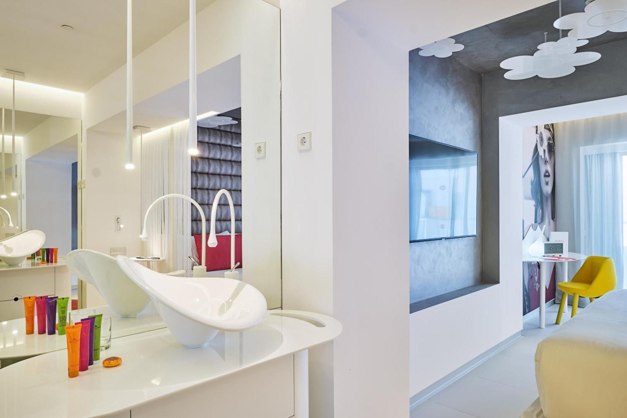 Five Flowers Hotel Formentera, Member Of Melia Collection Es Pujols Ngoại thất bức ảnh